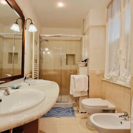 Apartament La Casa Di Geo Stazione 5 Terre *